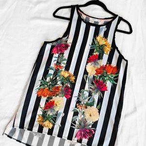 ZARA black & white striped flower print top M